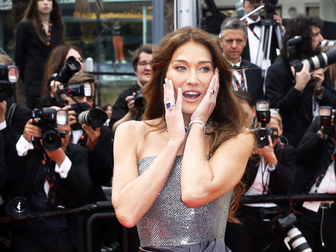 Carla Bruni entendue comme suspecte dans une enquête sur son mari