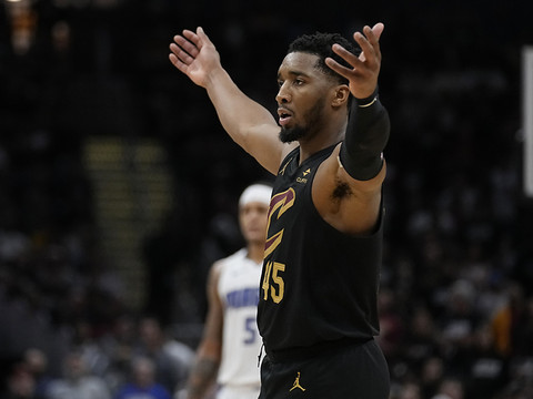 Cleveland dernier qualifié pour les demi-finales de Conférence