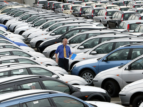 Allemagne: rebond du marché de l'auto, l'électrique cède du terrain