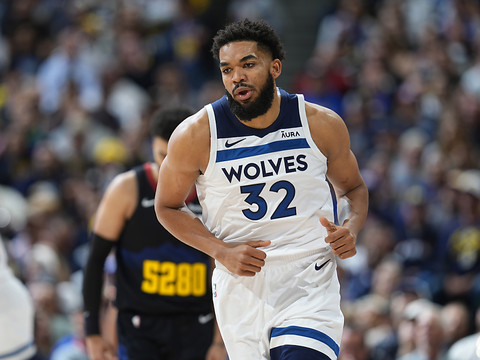 Les Wolves assomment les Nuggets