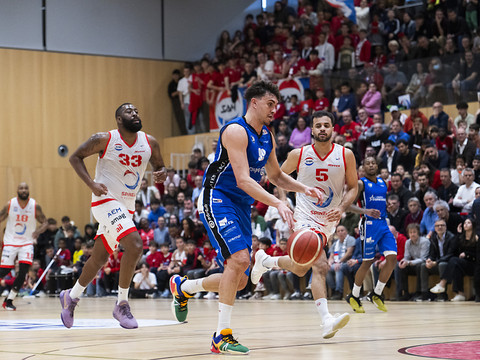 Un 6e titre d'affilée pour Fribourg Olympic