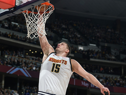 Nikola Jokic désigné MVP pour la troisième fois