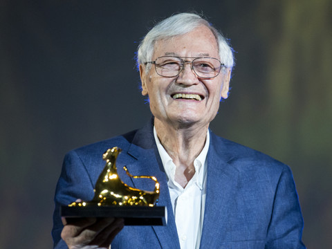 Décès du réalisateur américain Roger Corman, maître de la série B