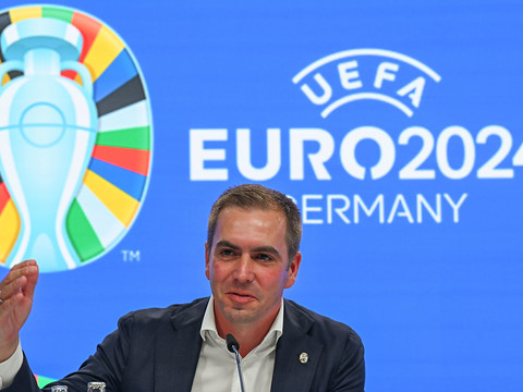 Une fête du foot sous haute sécurité en Allemagne