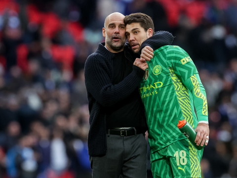 Manchester City: le gardien remplaçant héros contre Tottenham