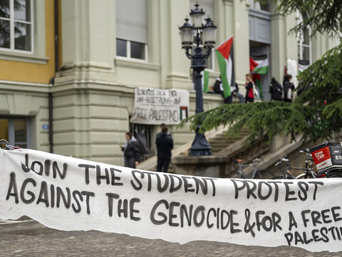 La police met fin à l'occupation de l'Université de Bâle