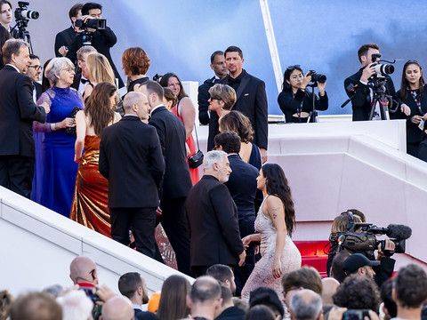 Elisabeth Baume-Schneider sur le tapis rouge à Cannes
