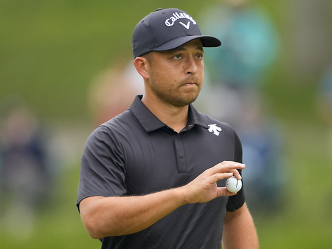 Schauffele toujours en tête, Woods ne passe pas le cut