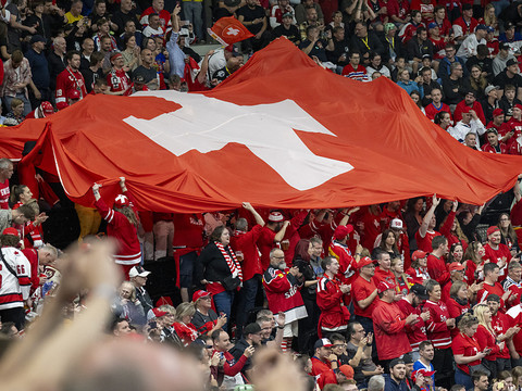 La Suisse en arbitre