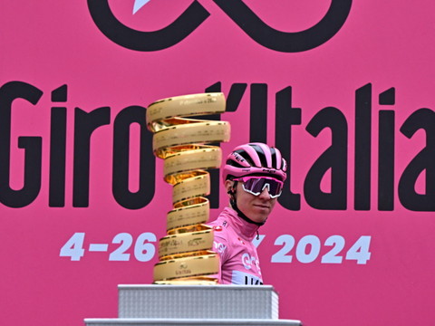 Merlier remporte la 18e étape du Giro au sprint
