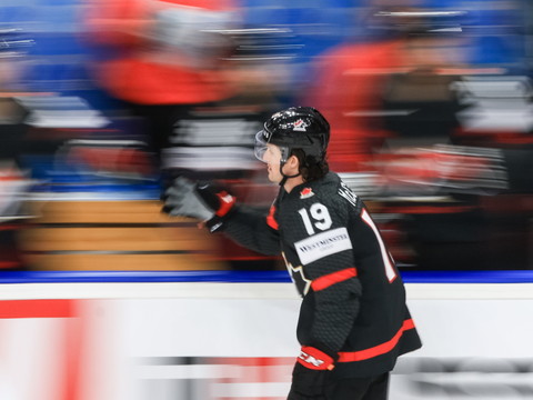 Le Canada domine la Slovaquie en quart