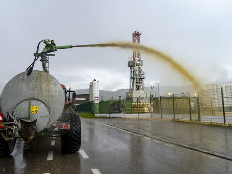 Manifestation spectaculaire contre la géothermie à Haute-Sorne