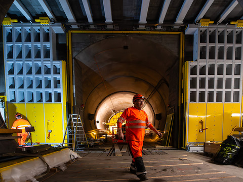 Le tunnel de base du Saint-Gothard devrait rouvrir en septembre