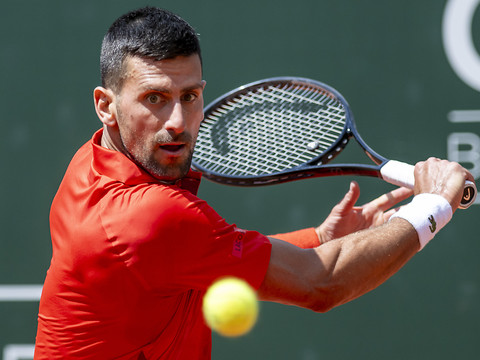 Djokovic: 