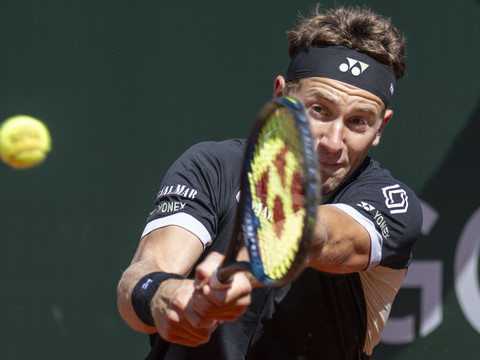 Ruud rejoint Machac en finale à Genève