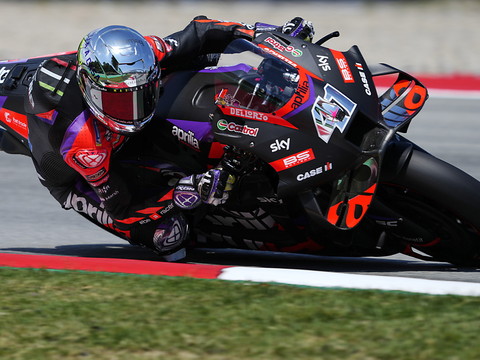 Aleix Espargaro gagne la course sprint à Montmelo