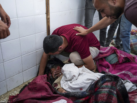 Pluie de condamnations après un bombardement meurtrier sur Rafah