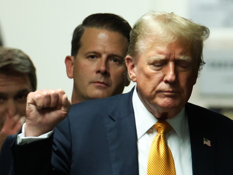 Le jury délibère au procès pénal de Donald Trump à New York