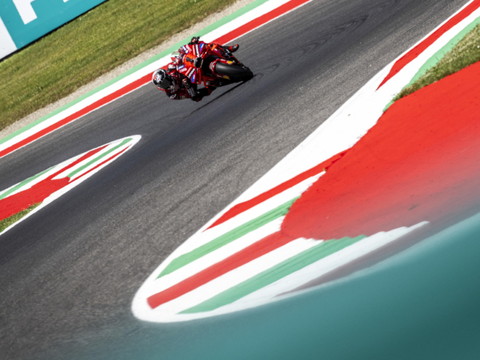 Bagnaia s'impose à domicile