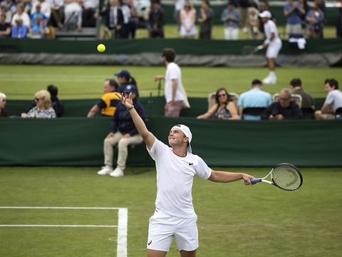 Stricker battu par Riedi pour son retour
