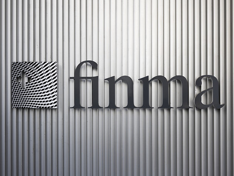 Le chef de la FINMA attend coopération et transparence des banques