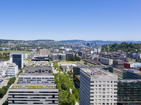 Les ménages s'éloignent des centres urbains