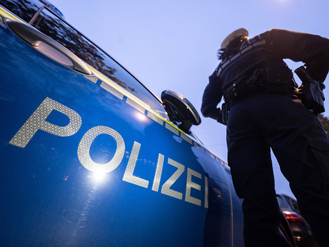 L'AfD dit qu'un de ses candidats a été attaqué au couteau