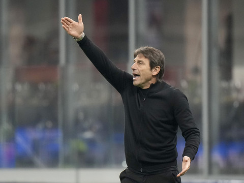 Naples et Conte s'associent pour rebondir