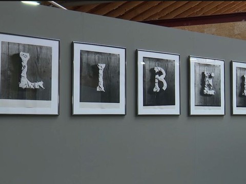 Elisabeth Baume-Schneider visite deux expositions à Courfaivre (JU)