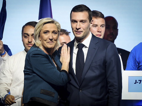 Le RN triomphe et pousse Macron à dissoudre l'Assemblée nationale