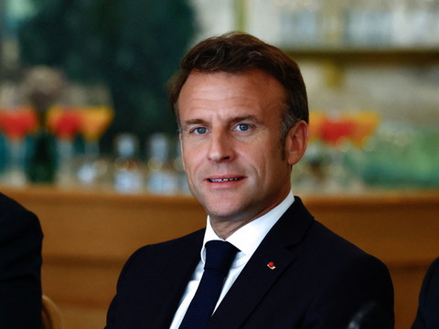 Emmanuel Macron dissout l'Assemblée nationale