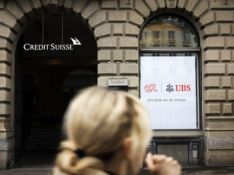 UBS avance dans l'intégration de Credit Suisse