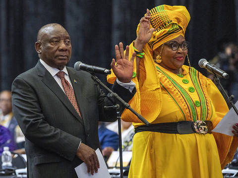 Afrique du Sud: élection du président, avant un gouvernement de coalition