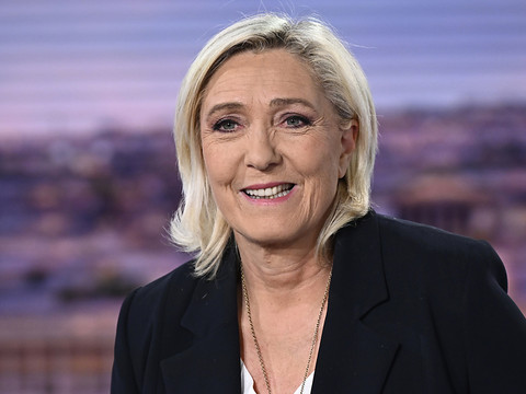 La France se mobilise contre l'extrême droite: 200 manifestations