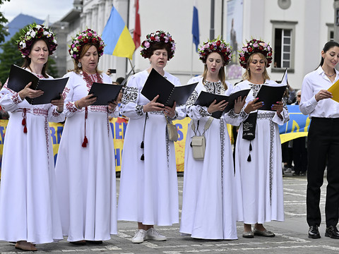 Lucerne: une chorale de réfugiés ukrainiens chante l'hymne européen