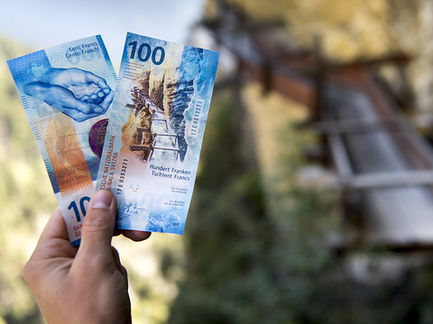 Les salaires nominaux ont légèrement crû au premier trimestre