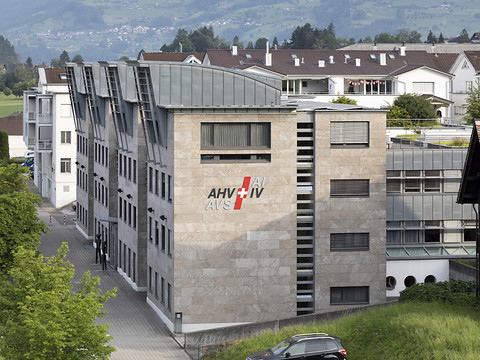 AI: la réadaptation professionnelle porte ses fruits en Suisse