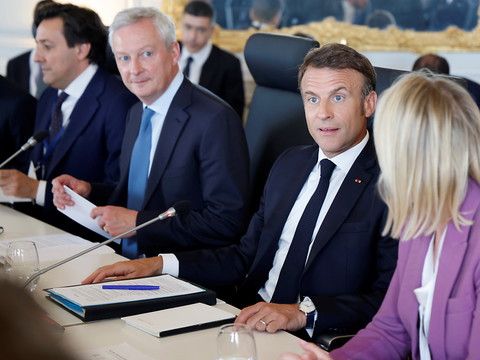 Sept pays, dont la France, épinglés pour leurs déficits budgétaires
