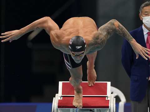 Dressel gagne le 50 m libre à Indianapolis