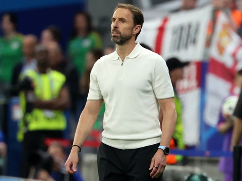 Angleterre et France doivent composter leur ticket