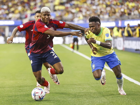 Le Brésil bute sur le Costa Rica pour ses débuts