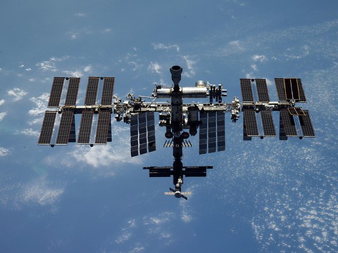 La NASA choisit SpaceX pour développer le moyen de détruire l'ISS