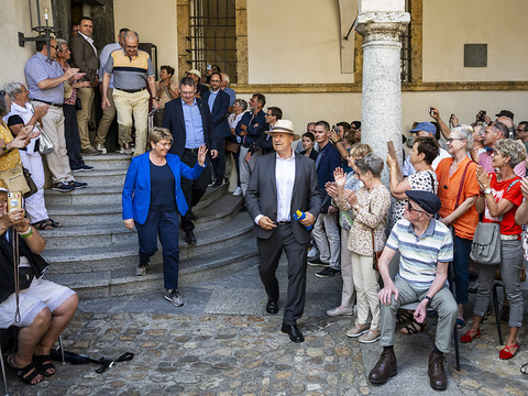 Accueil en fanfare pour le Conseil fédéral à Brigue (VS)