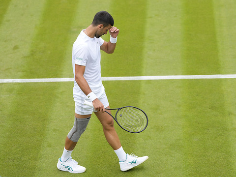 Djokovic joue 