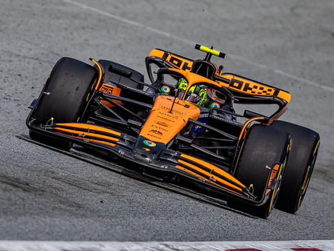 Norris s'en prend à Verstappen, qui se défend