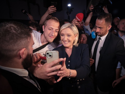 La France entre choc politique et soulagement des marchés