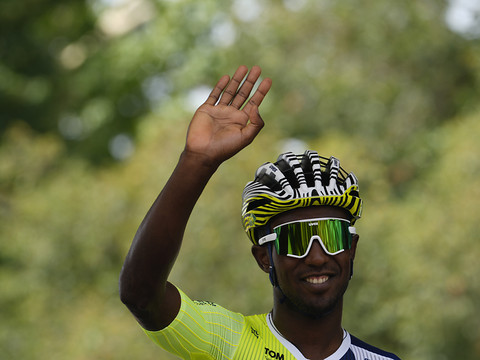 Girmay remporte la 3e étape à Turin, Carapaz en jaune