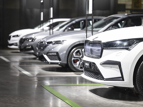 Le marché automobile se replie au 1er semestre