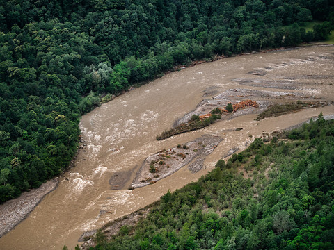 Alerte aux inondations dans trois vallées tessinoises