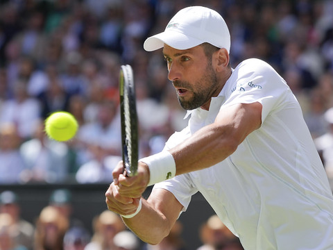 Wimbledon: un deuxième tour laborieux pour Djokovic